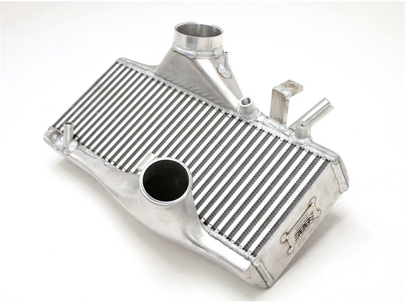 BBE FPOR-0310 Full Width High-Performance Intercooler for 1975-1989 Porsche