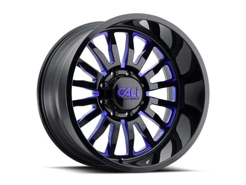 Cali Offroad 9110-2136BTB Summit 9110 GB-BL 20x10 Blue Milled Spokes Gloss Black 6x135 BP -25 Offset