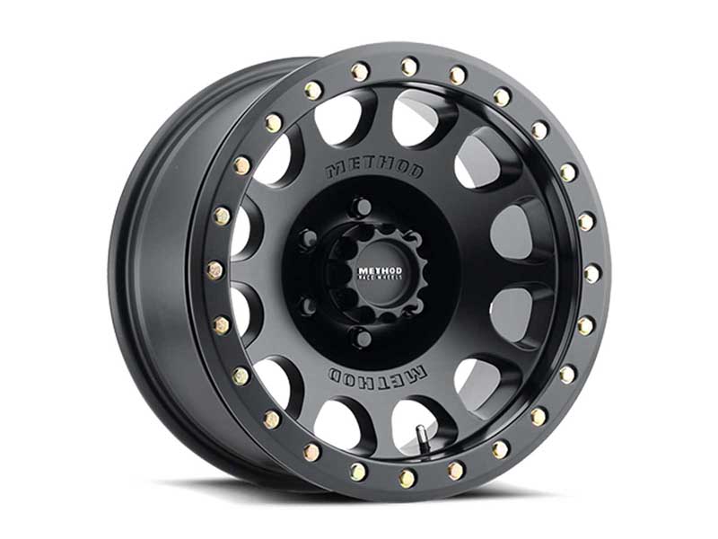 Method Race Wheels MR10578580500B 17x8.5 Beadlock MR105 8 x 165.1 Offset 0 Lip 1.46 Matte Black MB