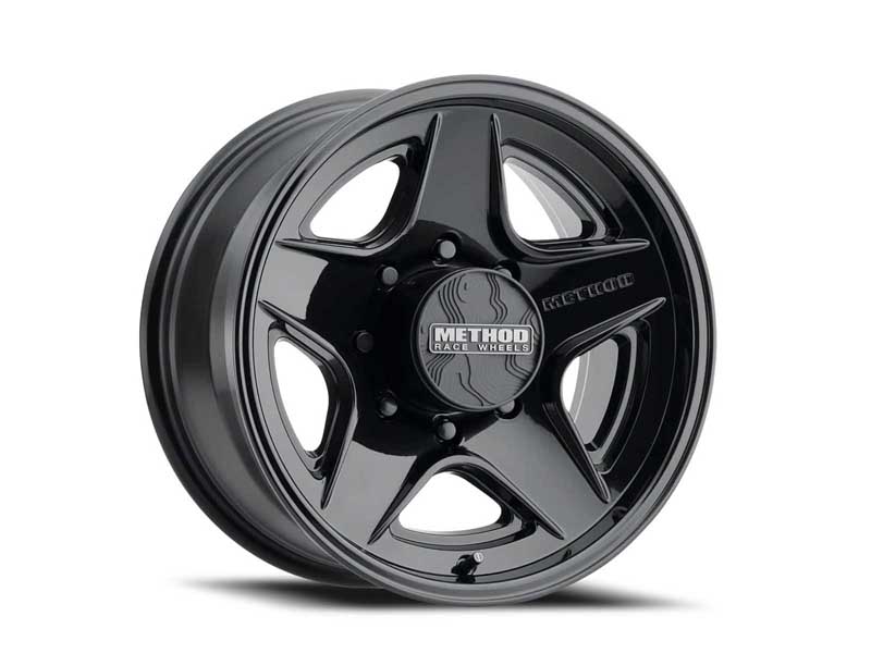 Method Race Wheels MR319890801318 18x9 MR319 8 x 165.1 Offset 18 Lip Size 1.06 Gloss Black GB