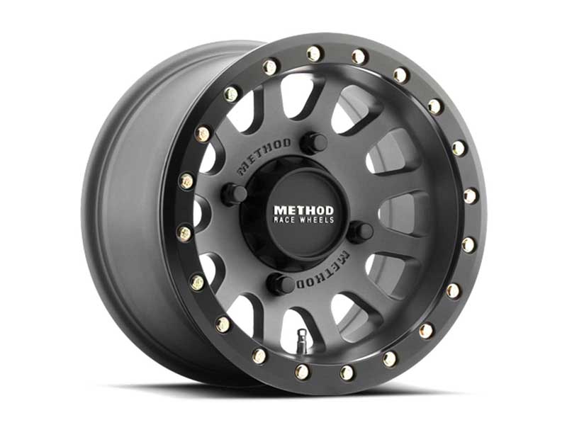 Method MR40156012851B 15x6 MR401 Beadlock UTV 5 x 114.3 Offset 49 Lip 0 Titanium Matte Black Ring