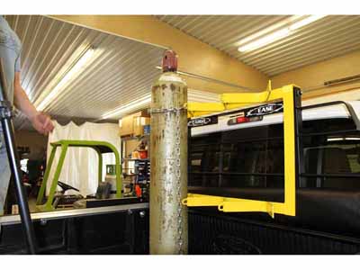 Cargo Ease CE1004A Cab Guard Stand Up Tank Bracket / Cargo Ease CE1004A Headache Racks