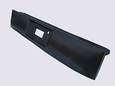 Street Scene 950-70133 2000-2006 Chevy Suburban / Tahoe / GMC Yukon, Yukon XL Roll Pan / Street Scene 950-70133 Rear Roll Pan Bumper