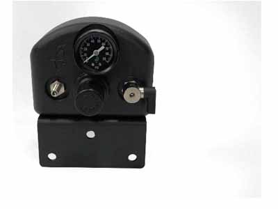 Up Down Air 88-9999 Universal Tire Inflator System 4 Tire With Box, Fittings, Hoses and Storage Bag / Up Down Air 88-9999 Tire Inflation System