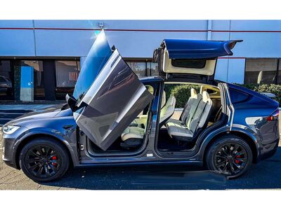 Vertical Doors VDCTESX16 Lambo Vertical Door Kit for 2016-2026 Tesla Model X / VDI VDCTESX16 Tesla Model X Vertical Door Kit